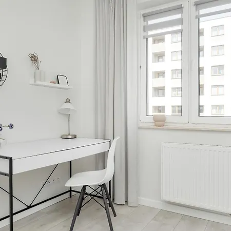 Appartement Miedziana Bright With Balcony & Parking By Renters *
