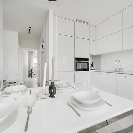 Appartement Miedziana Bright With Balcony & Parking By Renters