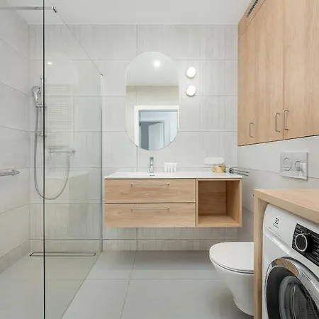 Miedziana Bright With Balcony & Parking By Renters Wrocław