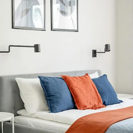 Appartement Miedziana Bright With Balcony & Parking By Renters Wrocław